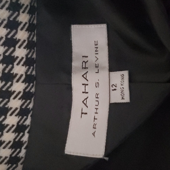 Tahari Arthur S. LEVINE Houndstooth Blazer - Picture 6 of 6